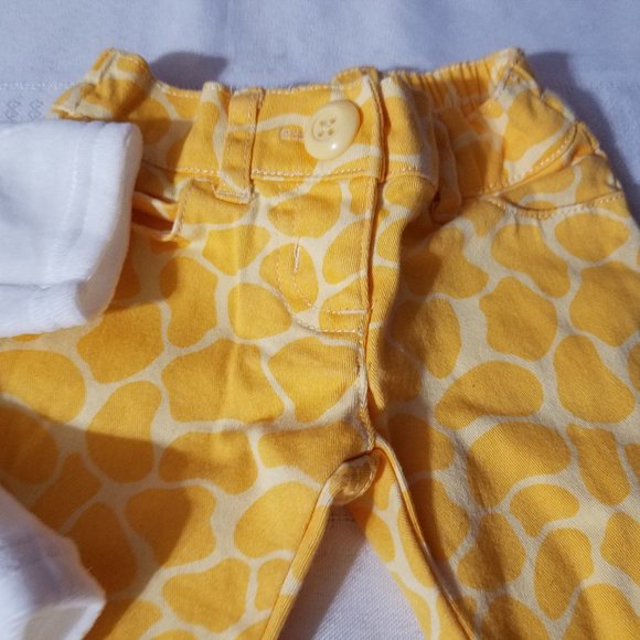 GYMBOREE 0-3 Month Baby Giraffe Long Sleeve Velour Shirt NWT,  pants EUC - Picture 4 of 5